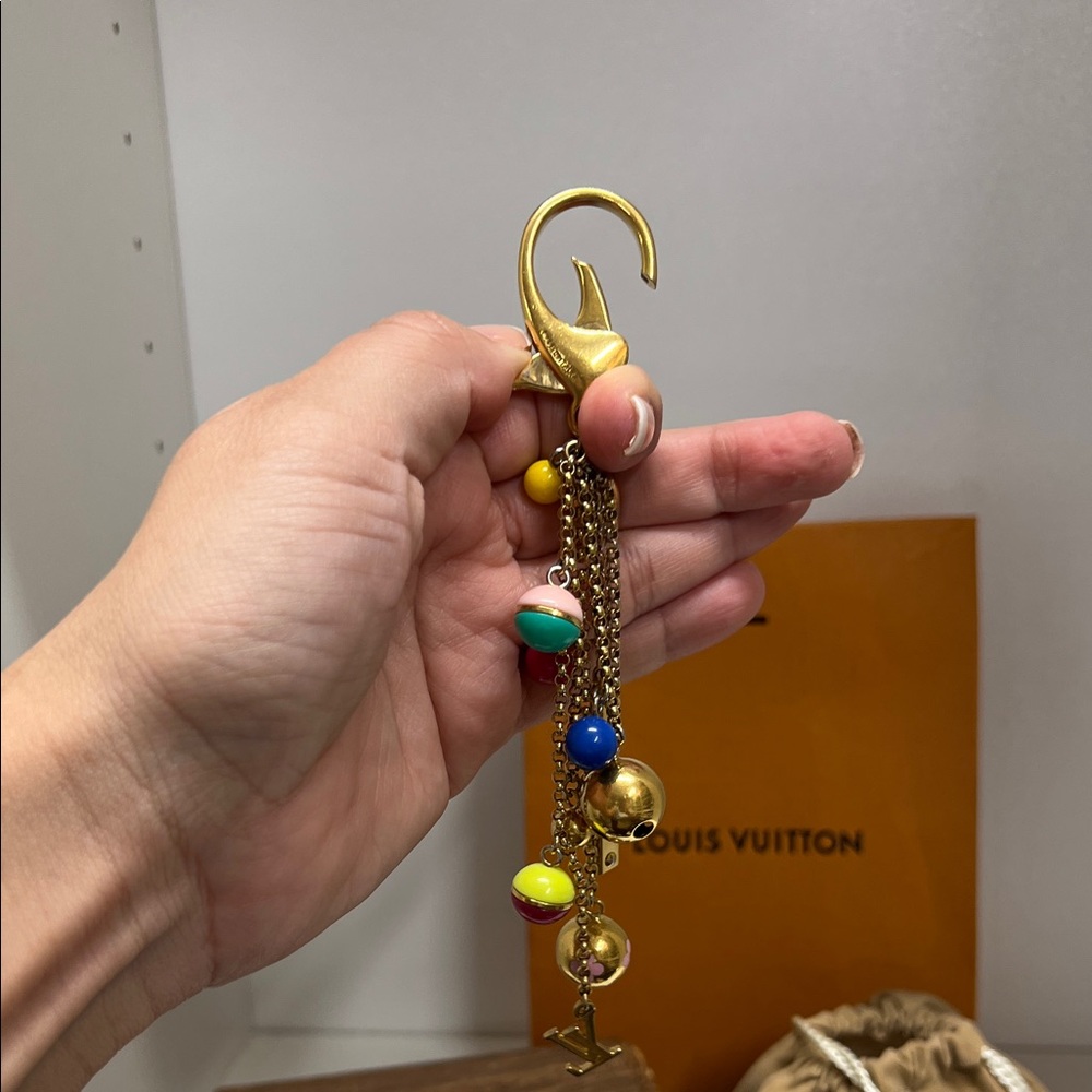 🔥🔥 LOUIS VUITTON Porte Cles Grullo Key Holder metal  Gold RARE! With COA - Picture 7 of 9